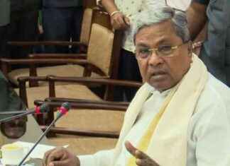 DK Shivakumar denies replacing Siddaramaiah as Karnataka CM: Speculations addressed | Mint dk-shivakumar-denies-replacing-siddaramaiah-as-karnataka-cm-speculations-addressed-mint