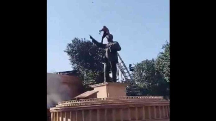 union-ministers-demand-apology-from-arvind-kejriwal-resignation-of-cm-mann-ambedkar-statue-vandalism-fallout