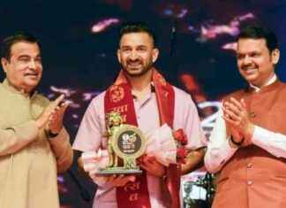 Devendra Fadnavis Criticizes Rahul Gandhi, Calls for Self-Reflection devendra-fadnavis-criticizes-rahul-gandhi-calls-for-self-reflection