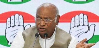 mallikarjun-kharge-urges-accountability-and-promotion-in-congress-leadership
