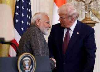Modi Praised by Tharoor After Meeting Trump, Netizens React | Mint modi-praised-by-tharoor-after-meeting-trump-netizens-react-mint