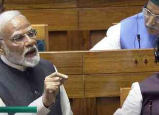 PM Modi Criticizes Kejriwal’s Lavish Lifestyle Before Delhi Election pm-modi-criticizes-kejriwals-lavish-lifestyle-before-delhi-election