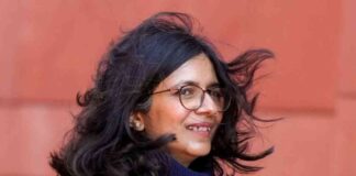 swati-maliwal-criticizes-arvind-kejriwal-at-delhi-cms-swearing-in-mint
