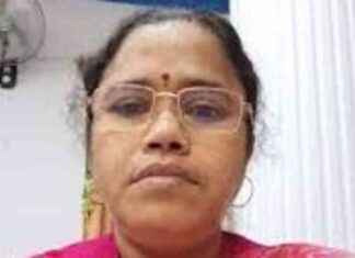 Bengal MLA Tapasi Mondal switches from BJP to TMC bengal-mla-tapasi-mondal-switches-from-bjp-to-tmc