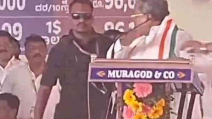 siddaramaiahs-angry-gesture-at-cop-congress-protest-rally-in-belgavi